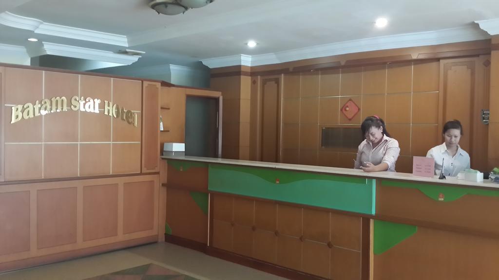 バタム スター ホテル Batam エクステリア 写真