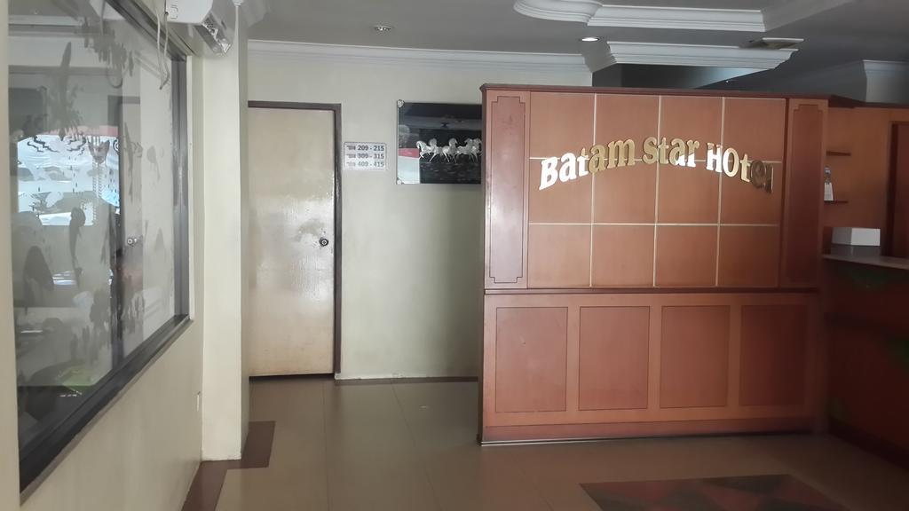 バタム スター ホテル Batam エクステリア 写真