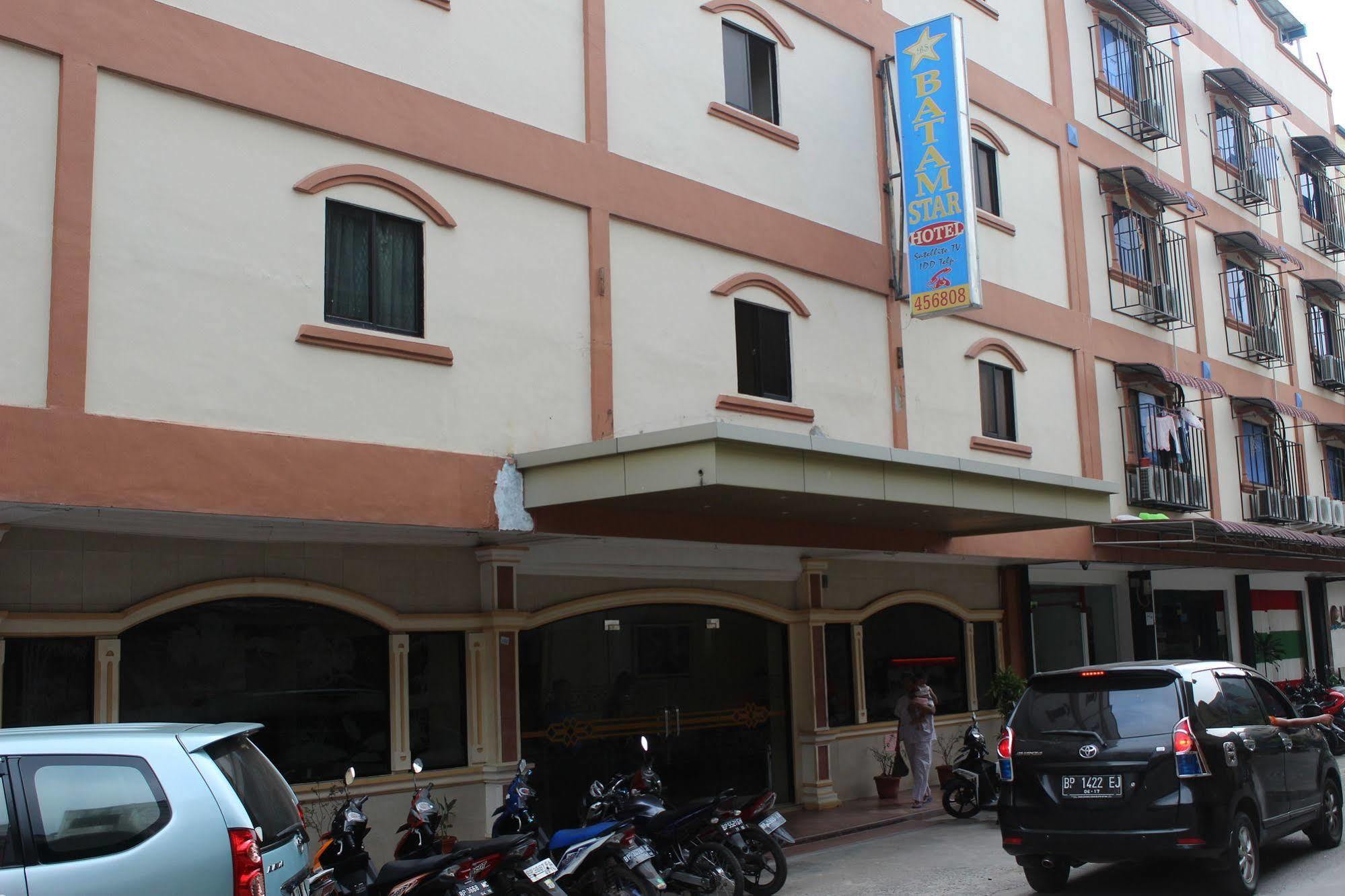 バタム スター ホテル Batam エクステリア 写真
